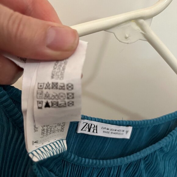 Zara Pleated Teal Midi Dress. Size Medium. - Picture 6 of 12